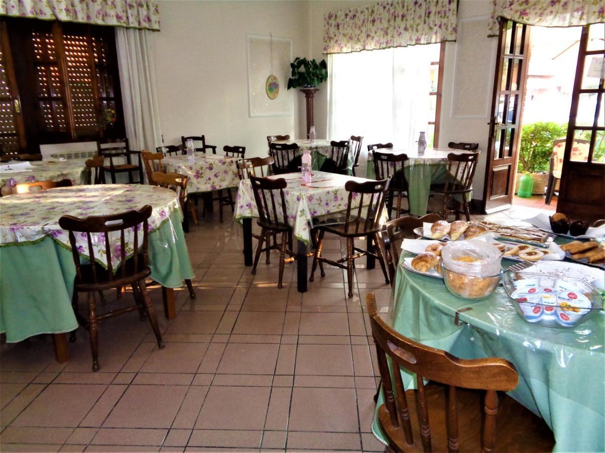 Hotel Abacab à Passoscuro Extérieur photo